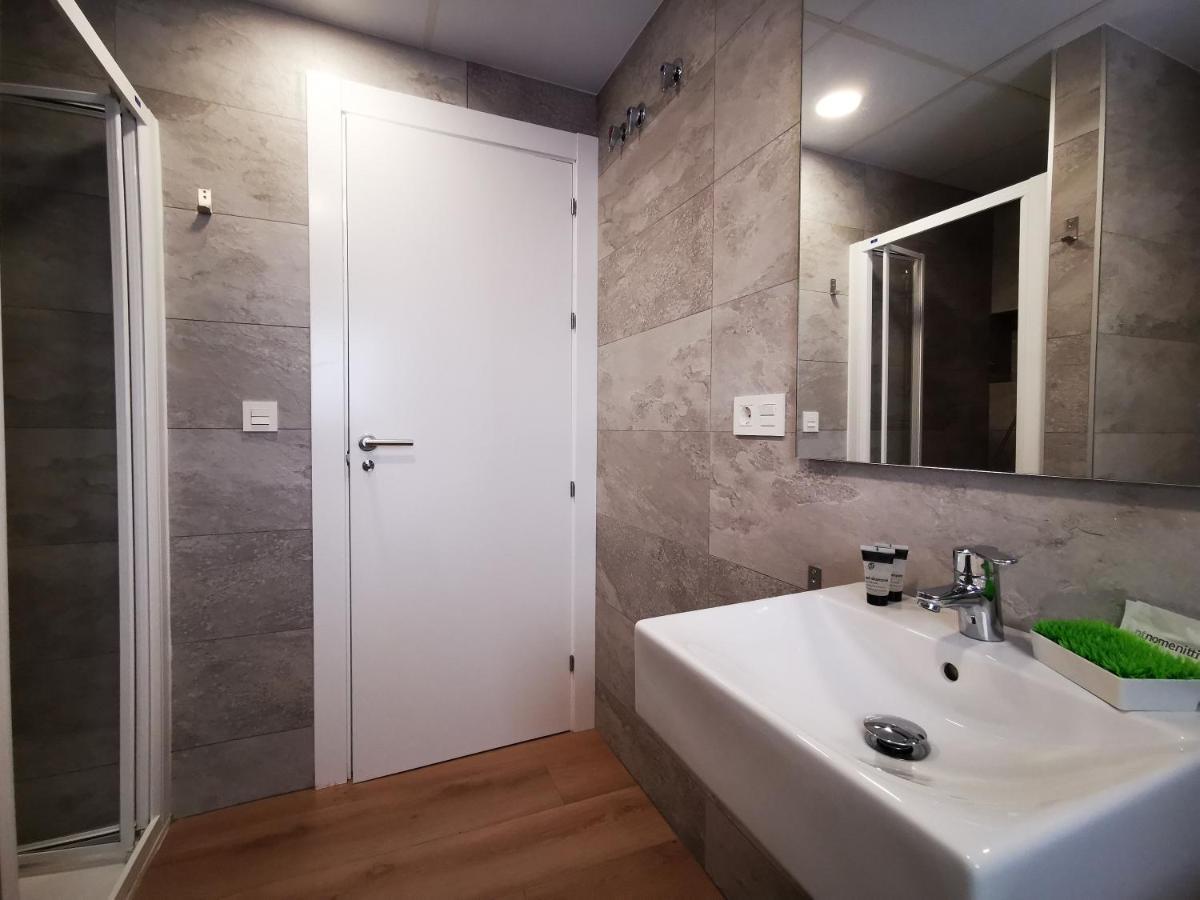 Ferienwohnung Imeda Reyes Catolicos Granada Exterior foto
